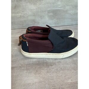 TOMS Kids Y1 Slip‎ On Shoe Burgundy Blue Casual Comfort